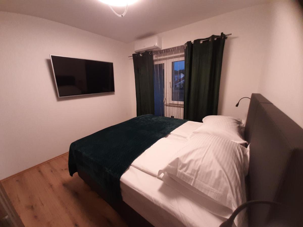 Apartman Mate Lopar Εξωτερικό φωτογραφία