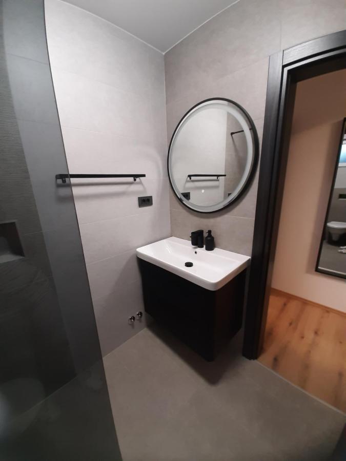 Apartman Mate Lopar Εξωτερικό φωτογραφία